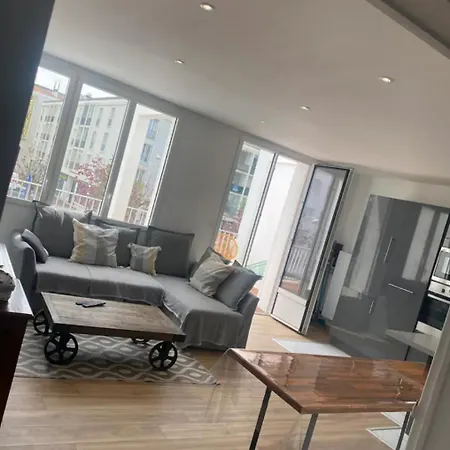 Apartment 100 Metres De La Royan